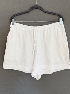 FABLETICS Women’s Large White 100% Cotton Pull On Drawstring Tie Shorts